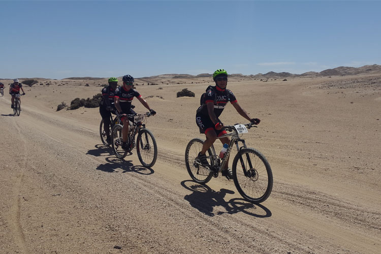 DMC Cycling Team in The Desert Dsh